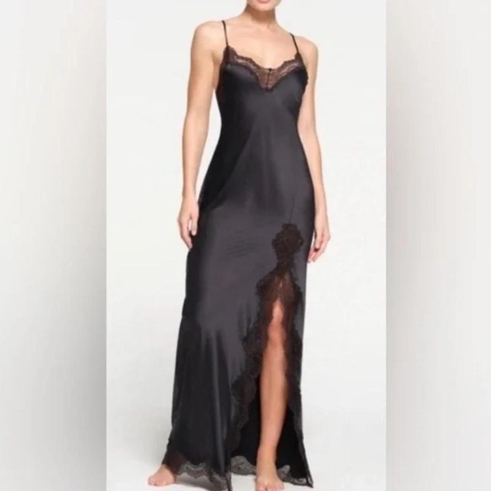 SKIMS Black Chemise Luxurious Sleepwear